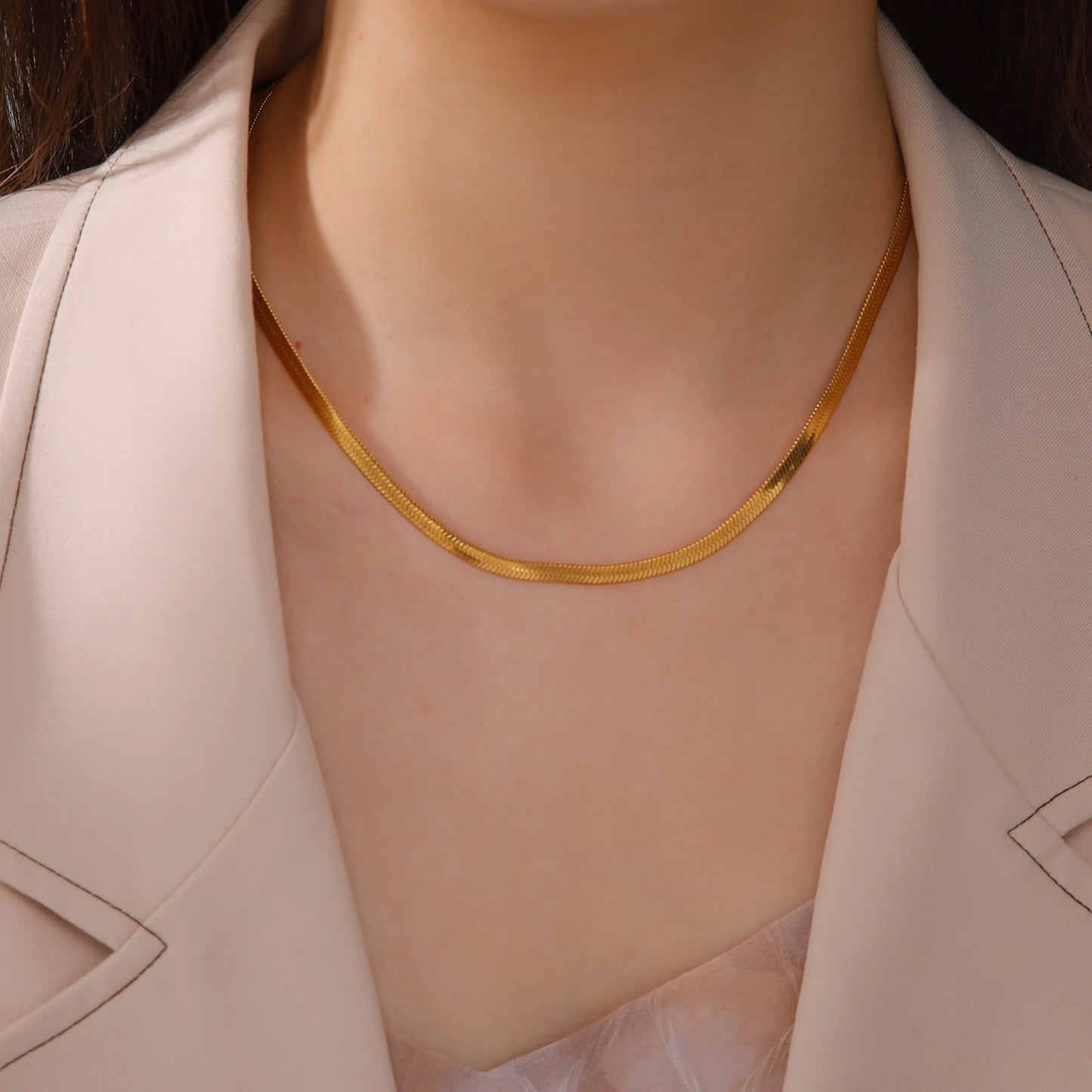 Auralis Slim Snake Chain – Gold Edition